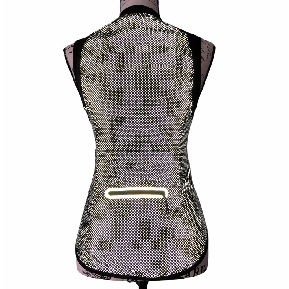 NWOT Nike Women’s Aeroloft Reflective Flash Vest - Picture 7 of 12